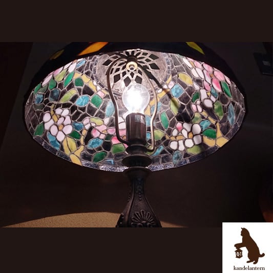 テーブルランプ(アップルブロッサム)ステンドグラス ランプ【送料無料