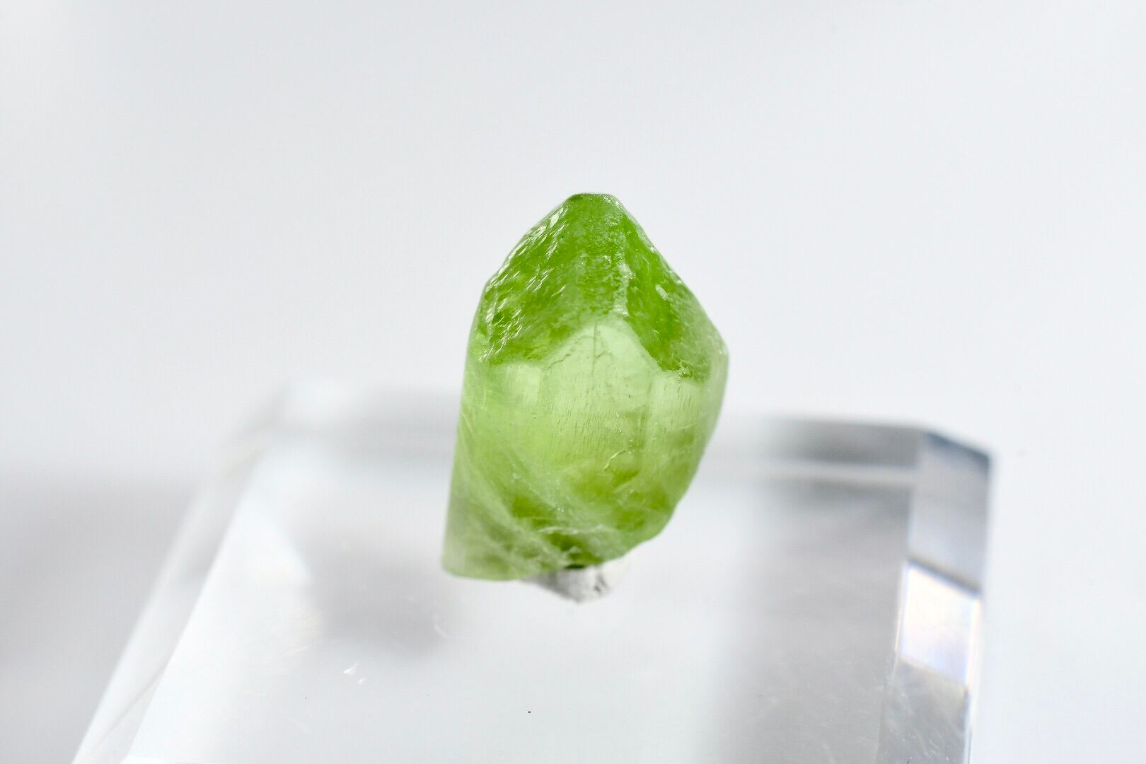 原石 結晶 パキスタン産ペリドット pre5 7.25ct | ぼっちの石屋 moon