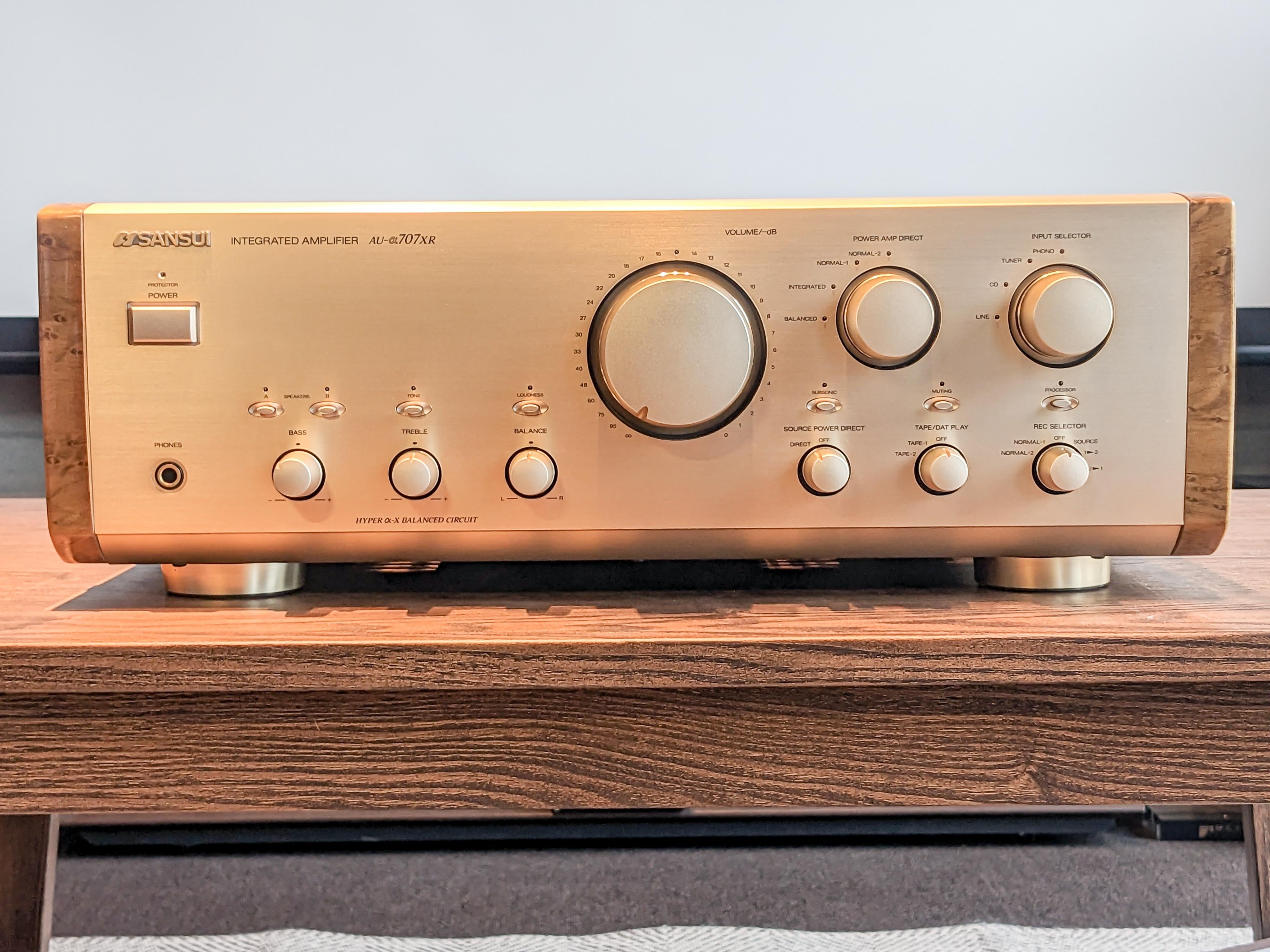 サンスイ SANSUI AU-D707X DECADE プリメインアンプ