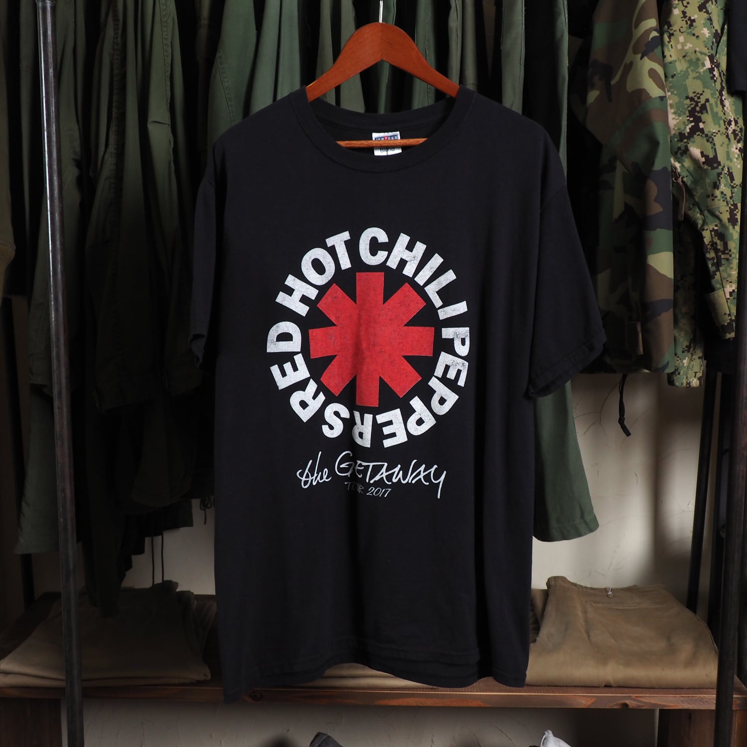 激レア レッチリ×マーズ 2023年サンディエゴ限定ライブTシャツ Lサイズ