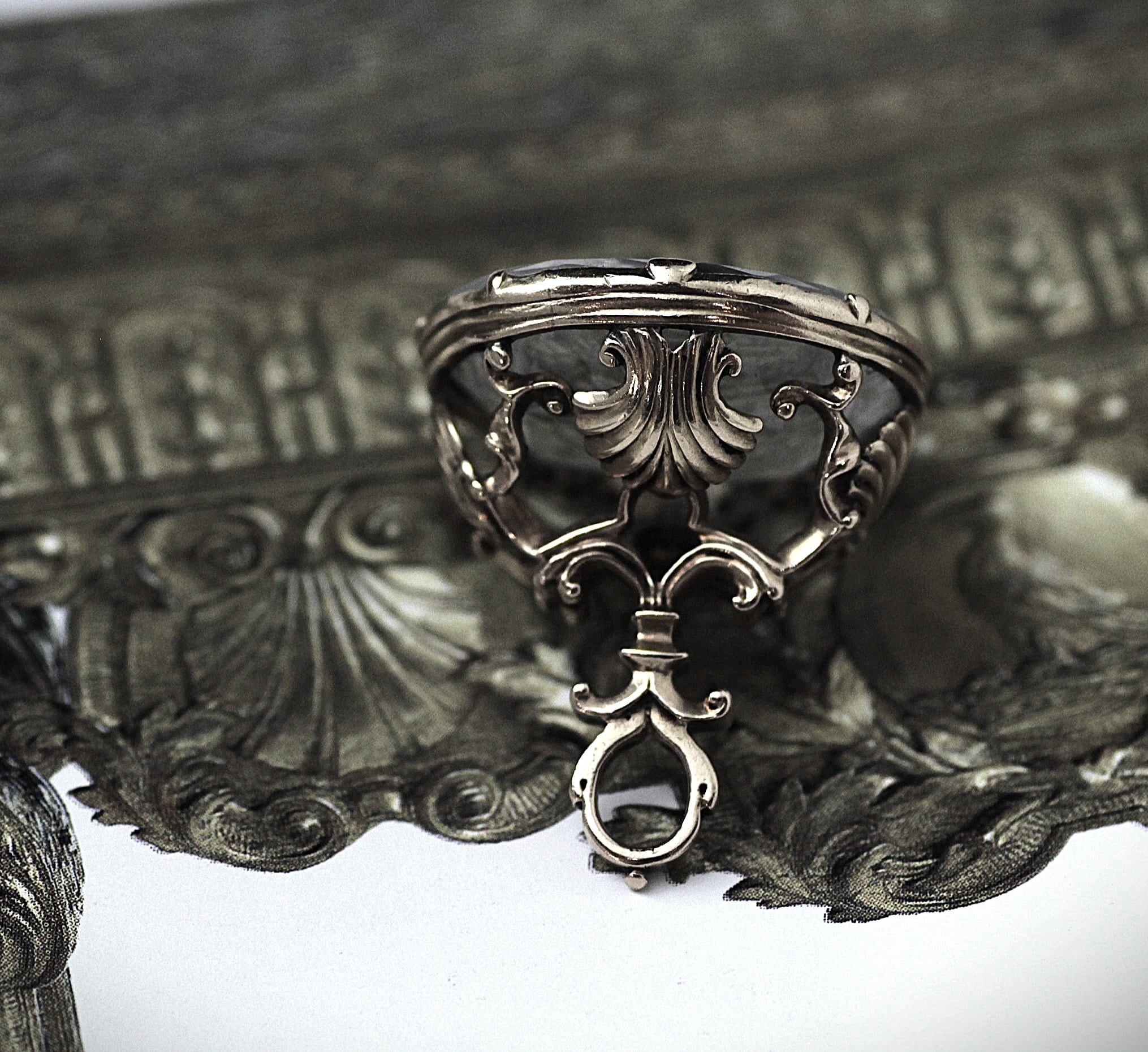 Rock Crystal Intaglio & Gold Fob seal ロココ・バロック ロック