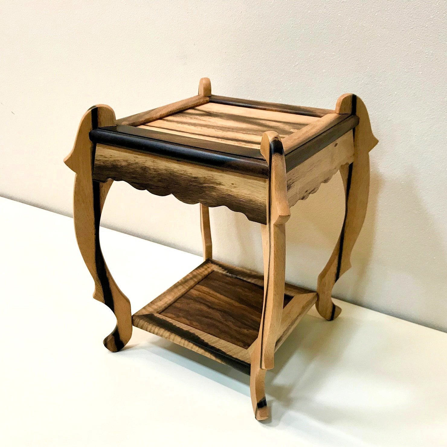 c954 黒柿 古材 板 長さ90cm 厚み8cm 古材 老木 クロガキ 台 敷板 花台