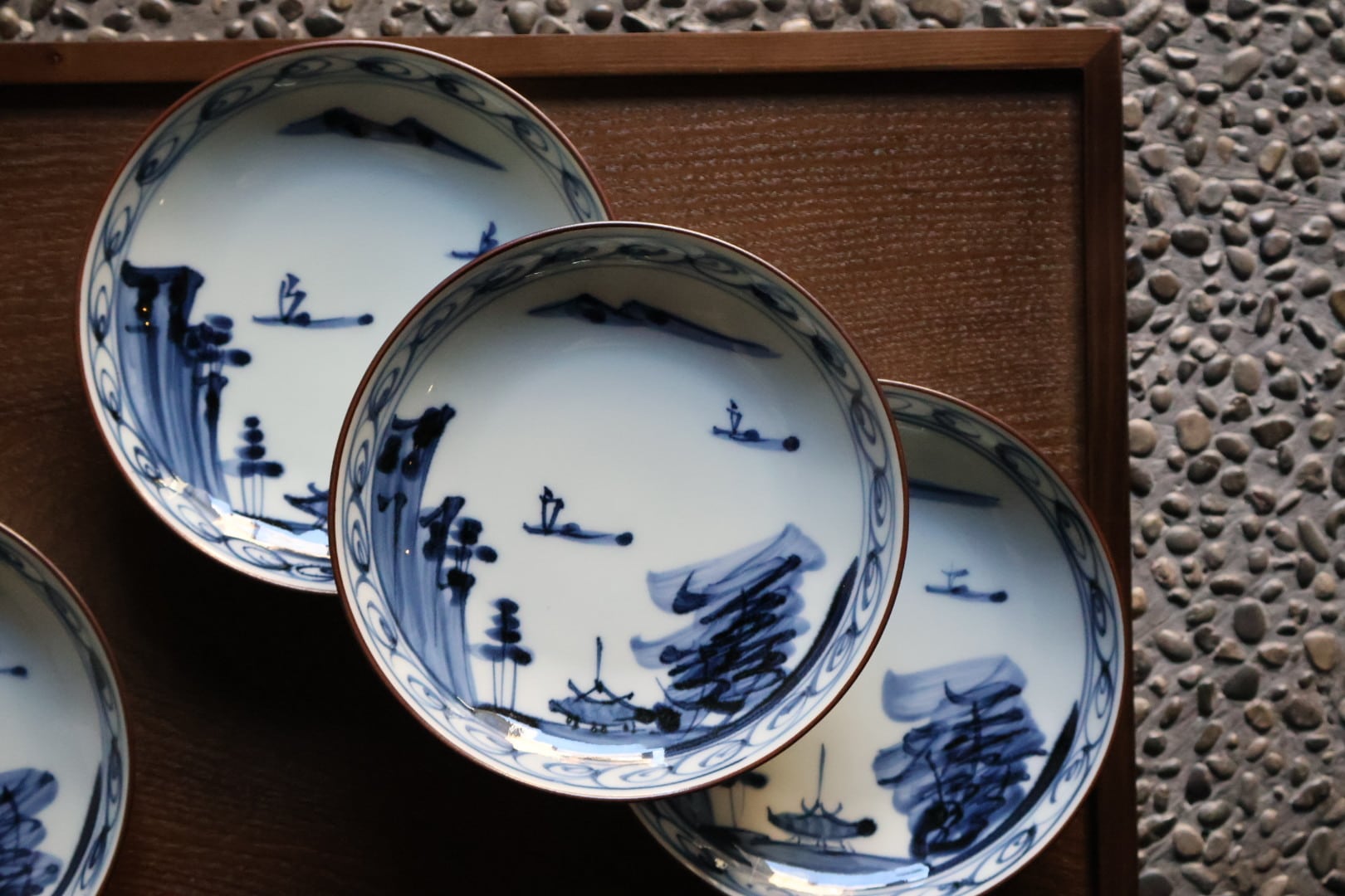 有田焼 古染山水 5寸皿揃 | うつわ通販 土岐陶器店 / ONLINE SHOP