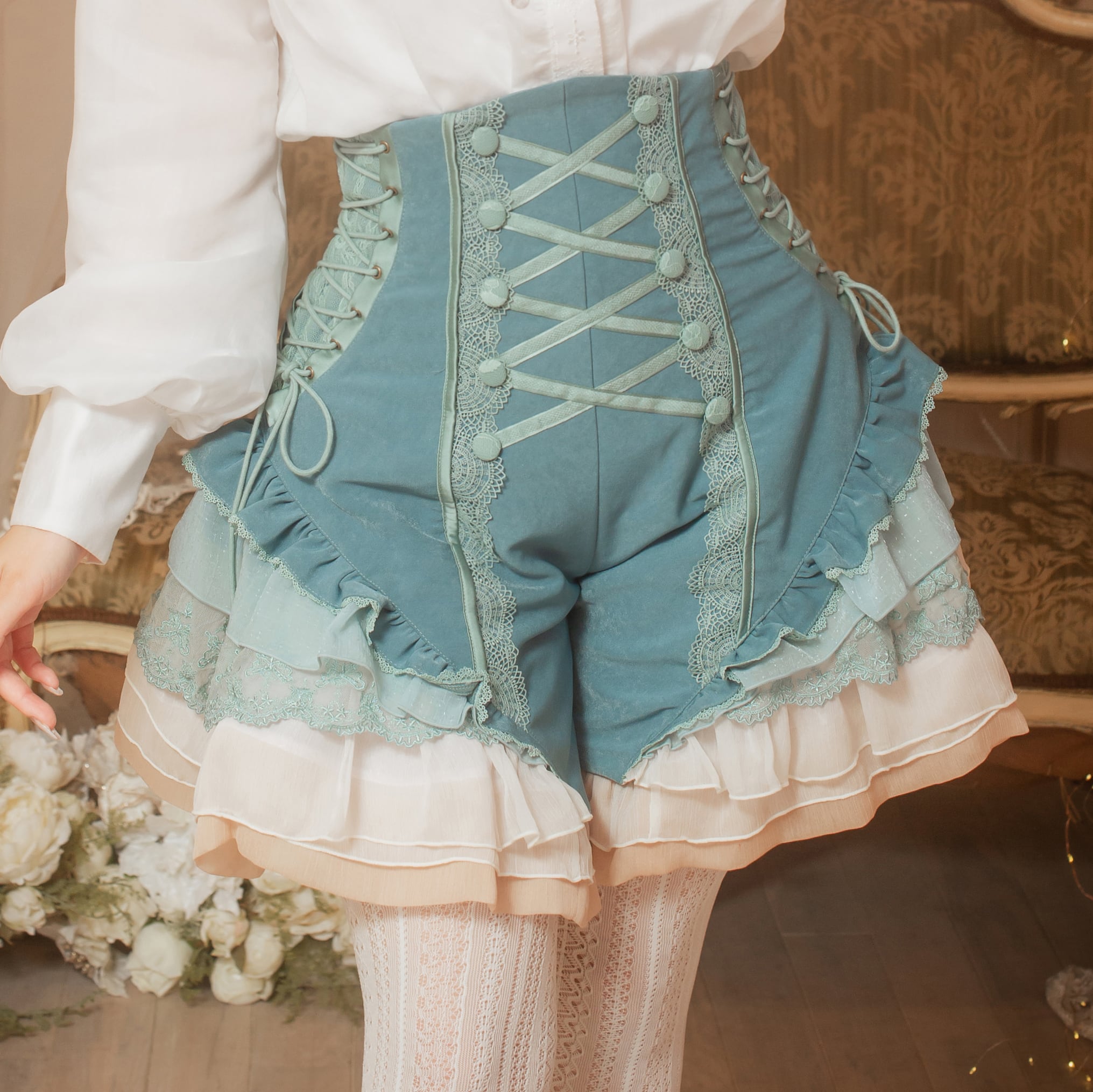 フェリ・ドウ・ロンド 編み上げショートパンツ | HoshibakoWorks