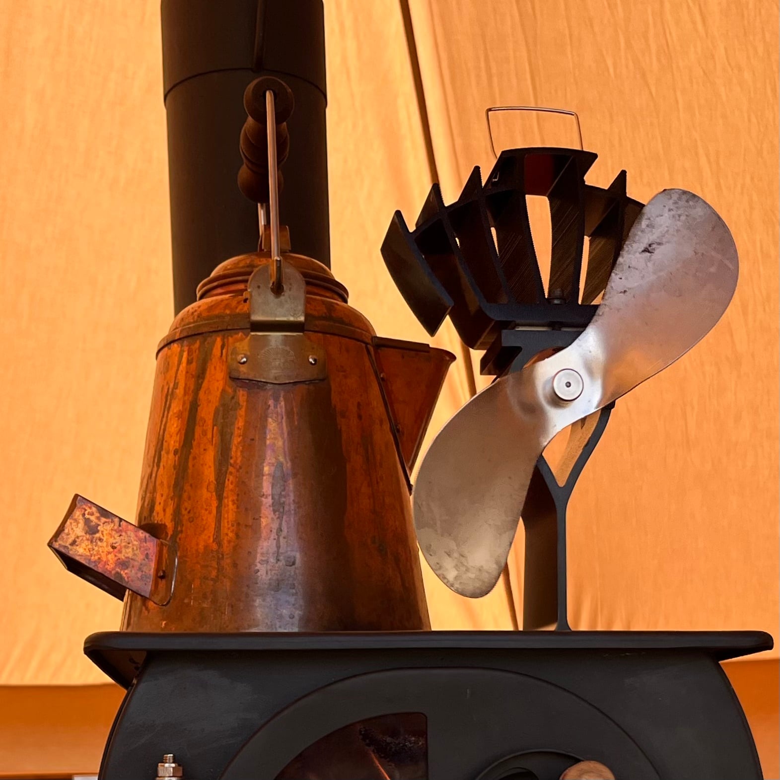 新品・旧パッケージ] FIRESIDE Caframo Ecofan Ultra Air(Made in