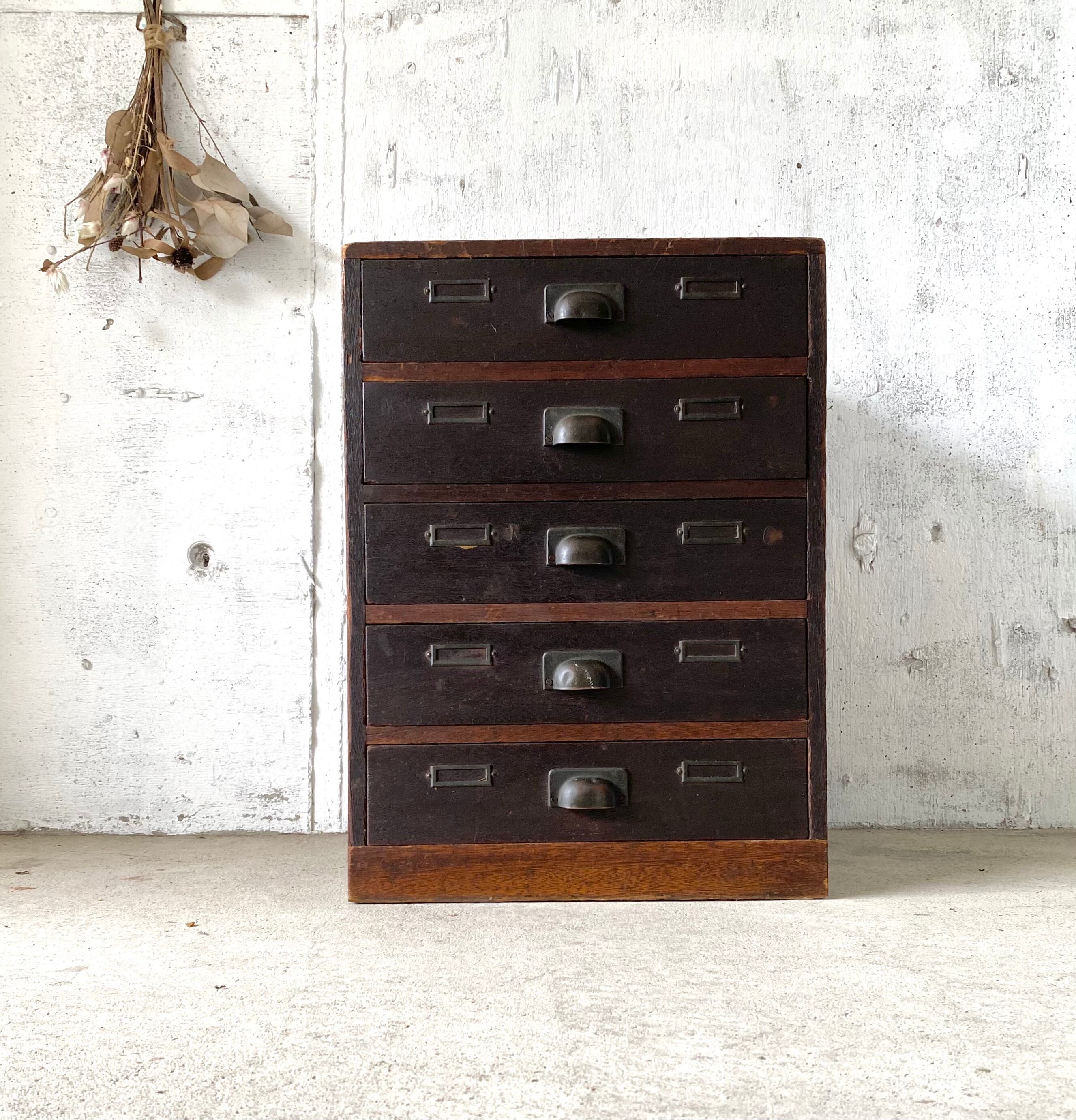 上品な佇まいの収納棚[古家具] | giraffes craft