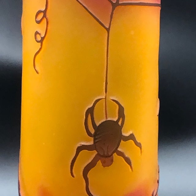 エミール・ガレ ガラス製大型花瓶 蜘蛛の巣のデザイン | kamakuraART