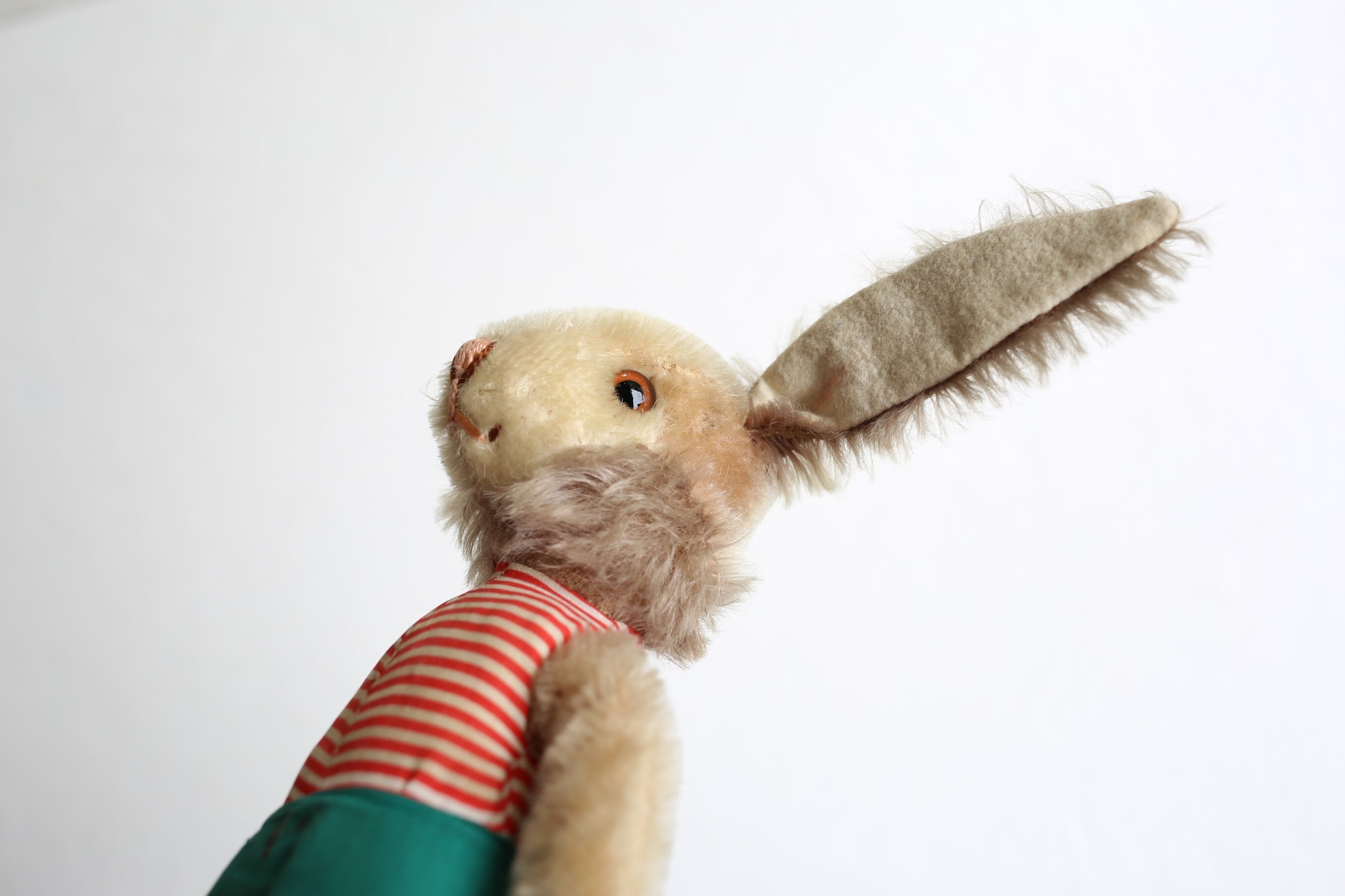 シュコー・ビゴベロ 女の子のウサギのぬいぐるみ シュコ― ビゴ・ベロ