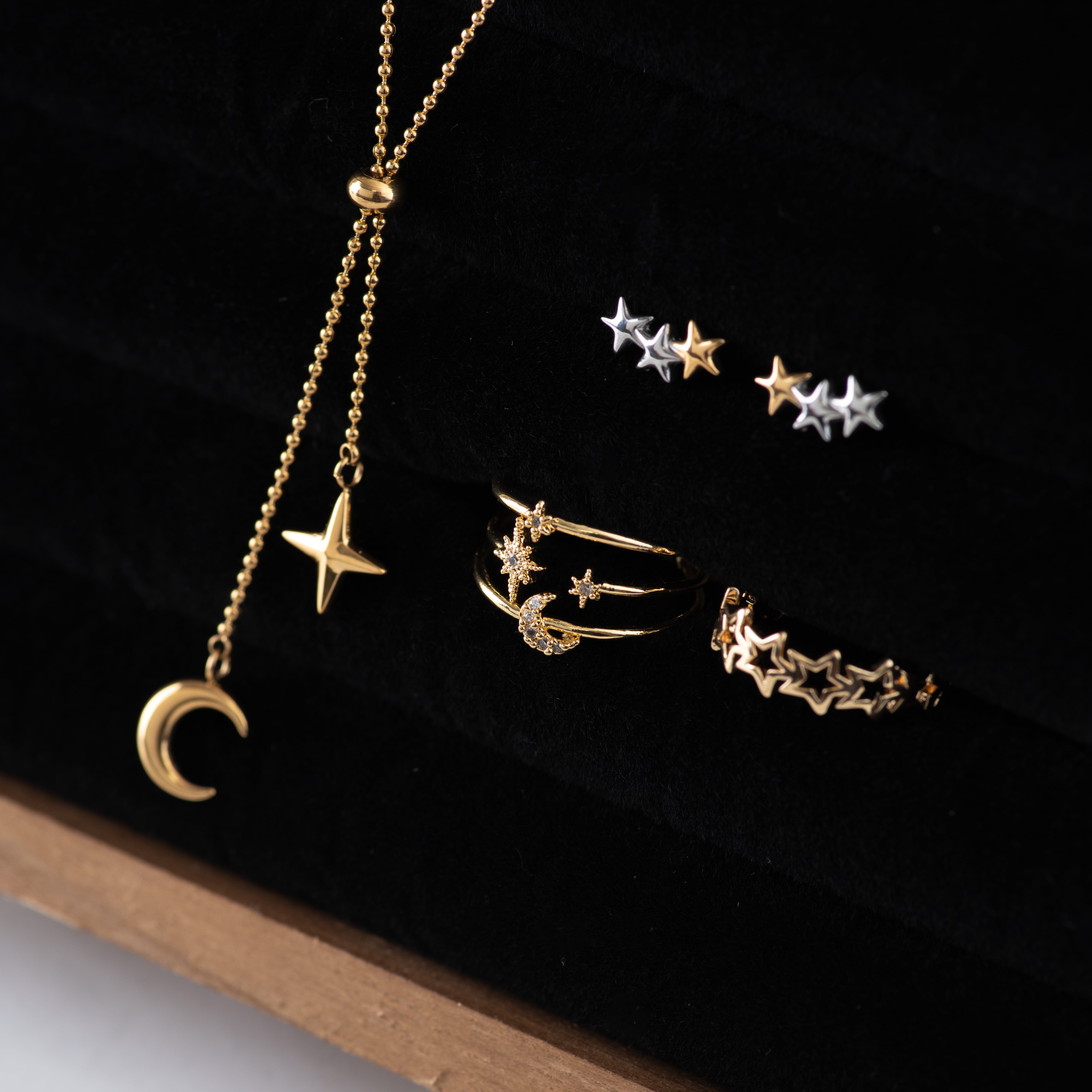 月と星のネックレス つけっぱなしOK の サージカルステンレス製