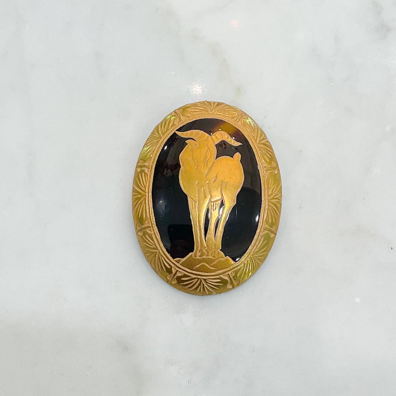 Ki様 本鼈甲 金蒔絵 オーバル型アンティークブローチ Ki様 本鼈甲 金蒔絵