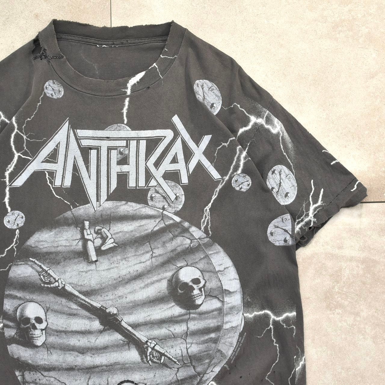 Rare! 90s ANTHRAX full print damage custom T-shirt | 古着屋 grin