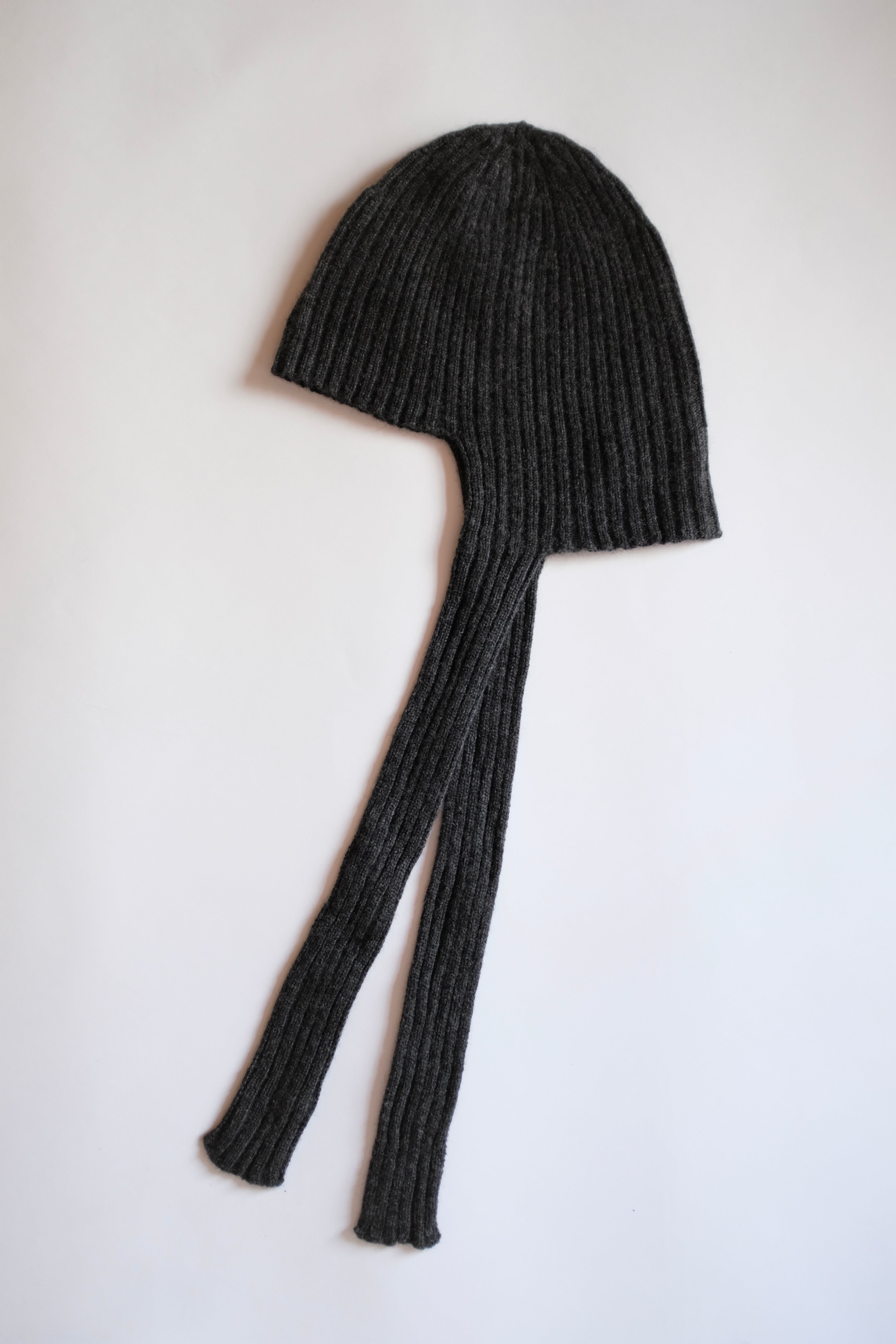 babaco] Cashmere Ribbed Knit cap / Charcoal | YES-姫路の美容院と服