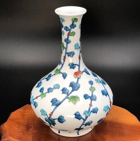 有田焼 藤井勝雲窯 染錦蔦文花瓶 | 有田焼ショップ まるとも陶磁器