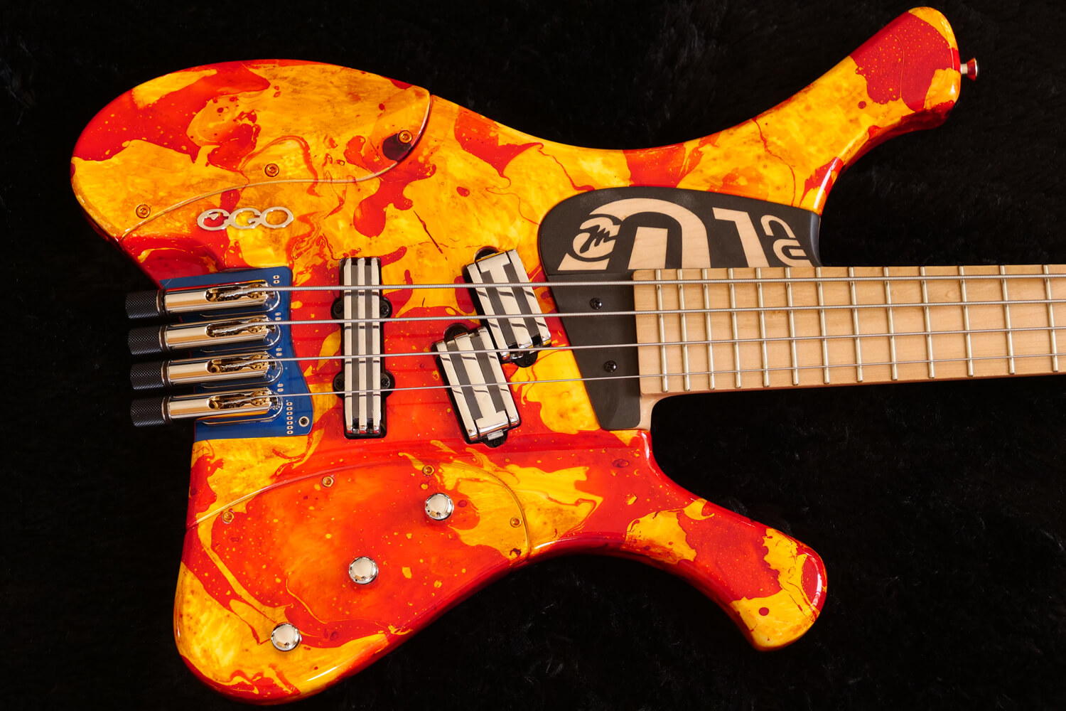 小型でバランス良好》ヘッドレスベース特集【ベース博士】