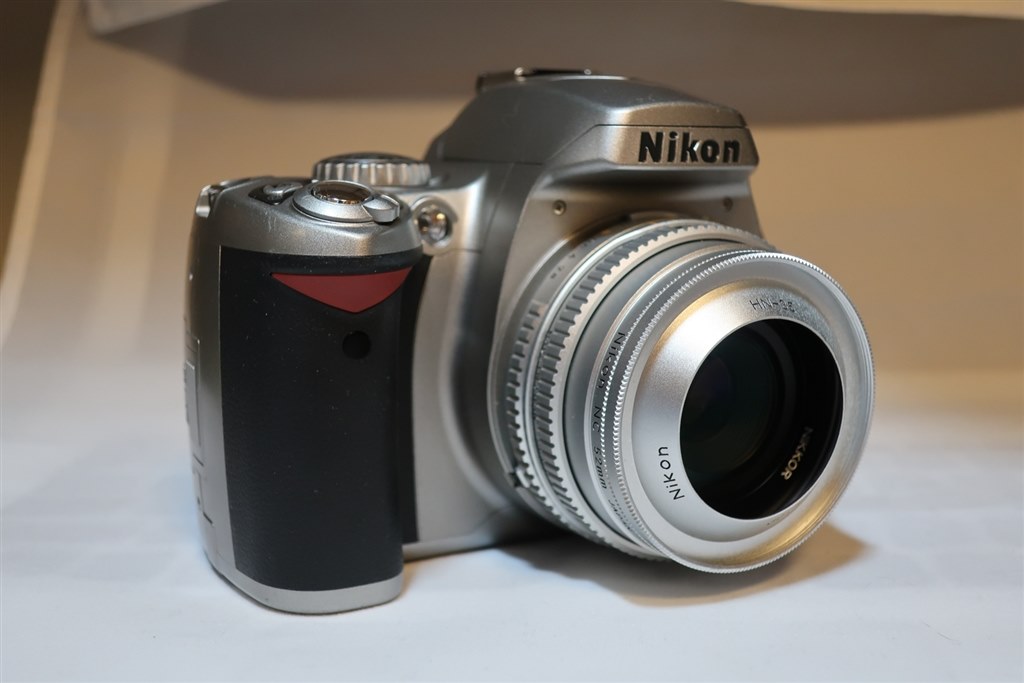 ニコン Ai-S NIKKOR 45mm F2.8 P シルバー ニコン Ai-S NIKKOR 45mm F2