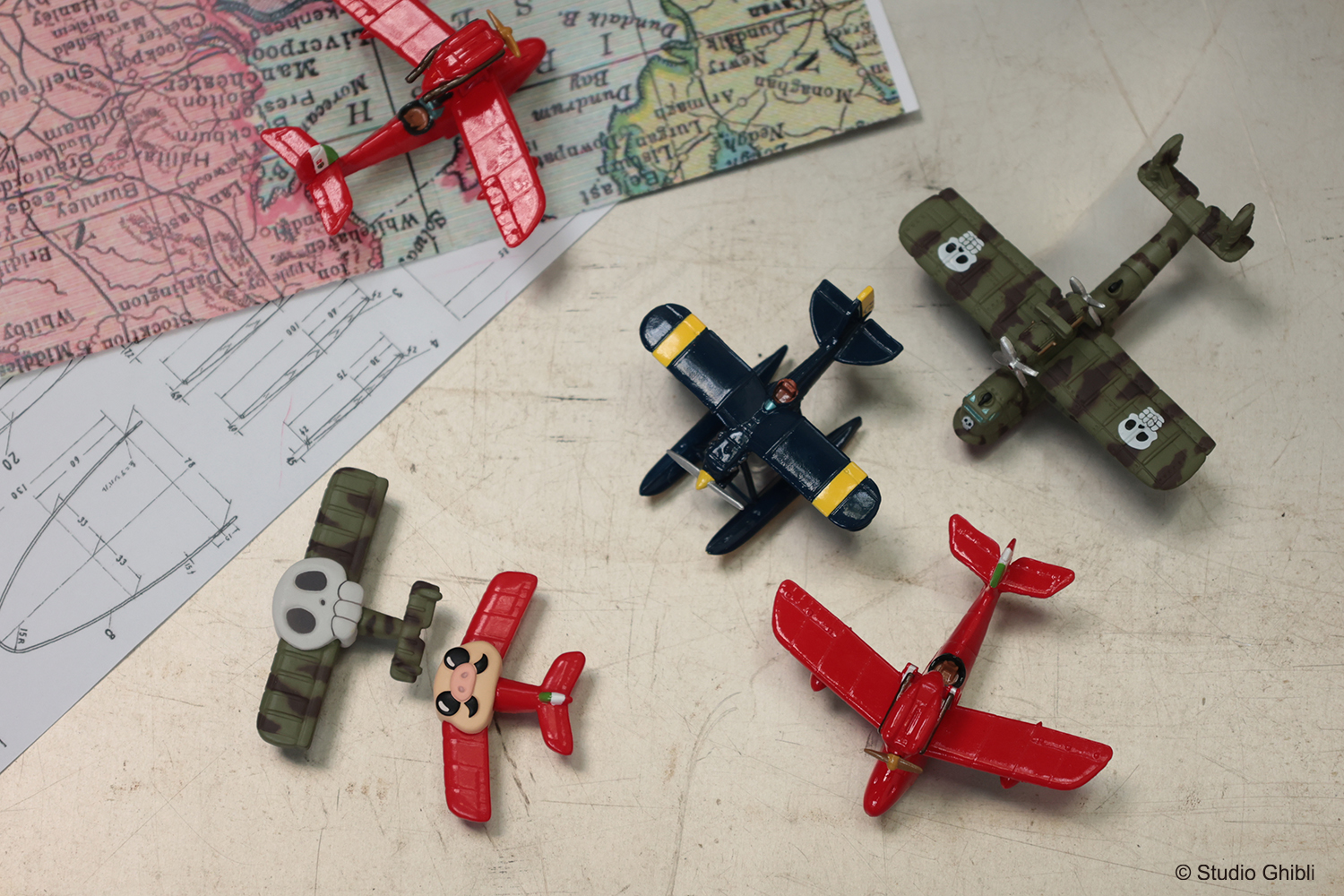 10/29発売！】「紅の豚」公開30周年記念新商品、「飛行艇コレクション