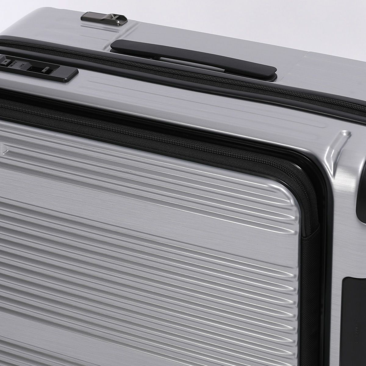 No.60562：フロントオープン 57L 56cm | BERMAS OFFICIAL WEB SHOP