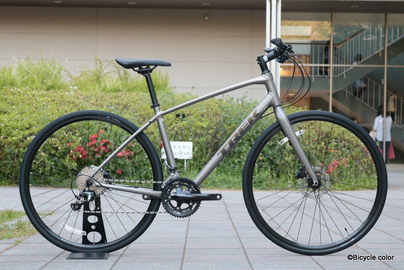 TREK(トレック)の軽量クロスバイク『FX Sport 4』(2020年モデル）のご
