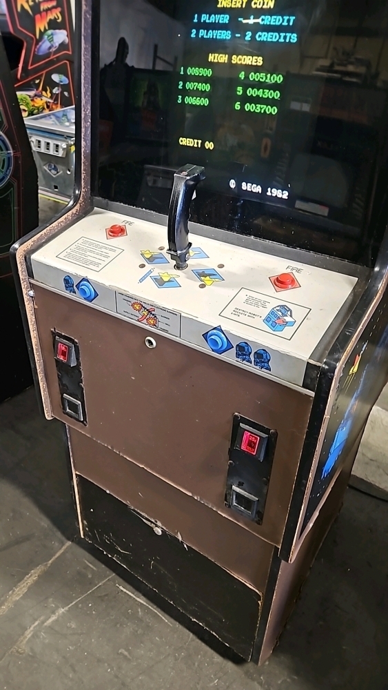 サカナン】ケージ サカナン】ケージ ZX-6R (09-24)足掛けや車体を