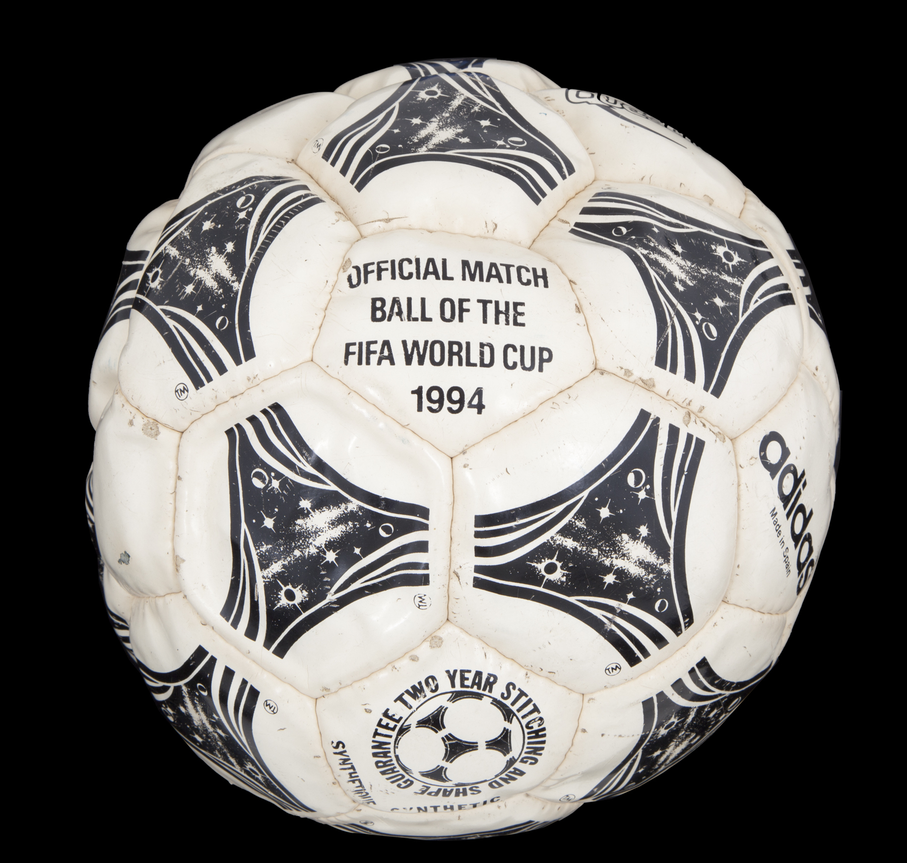 1994 FIFA WORLD CUP MATCH USED AND SIGNED BALL