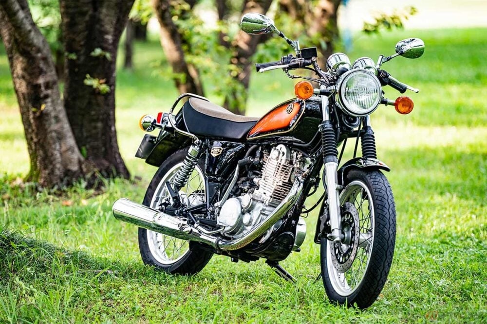 ヤマハ「SR400」は終わらない！ ワイズギアから美しいグラフィックと