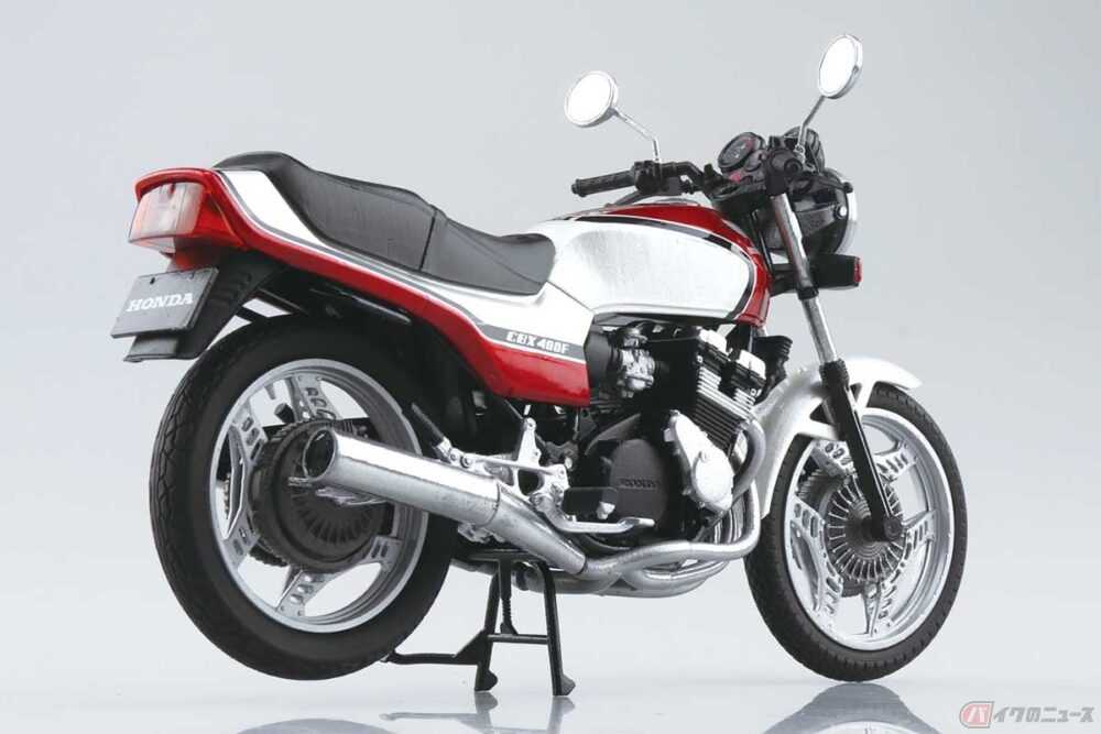 あの頃の400マルチ!! ホンダ「CBX400F」が1／12スケールで新登場