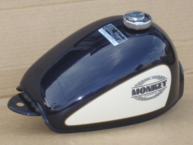 売約済み】モンキーの純正タンクが入荷しました。 | バイクパーツの