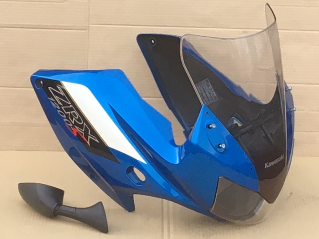 ZRX1200R 中古外装セットバイクパーツKawasaki ネイキッド