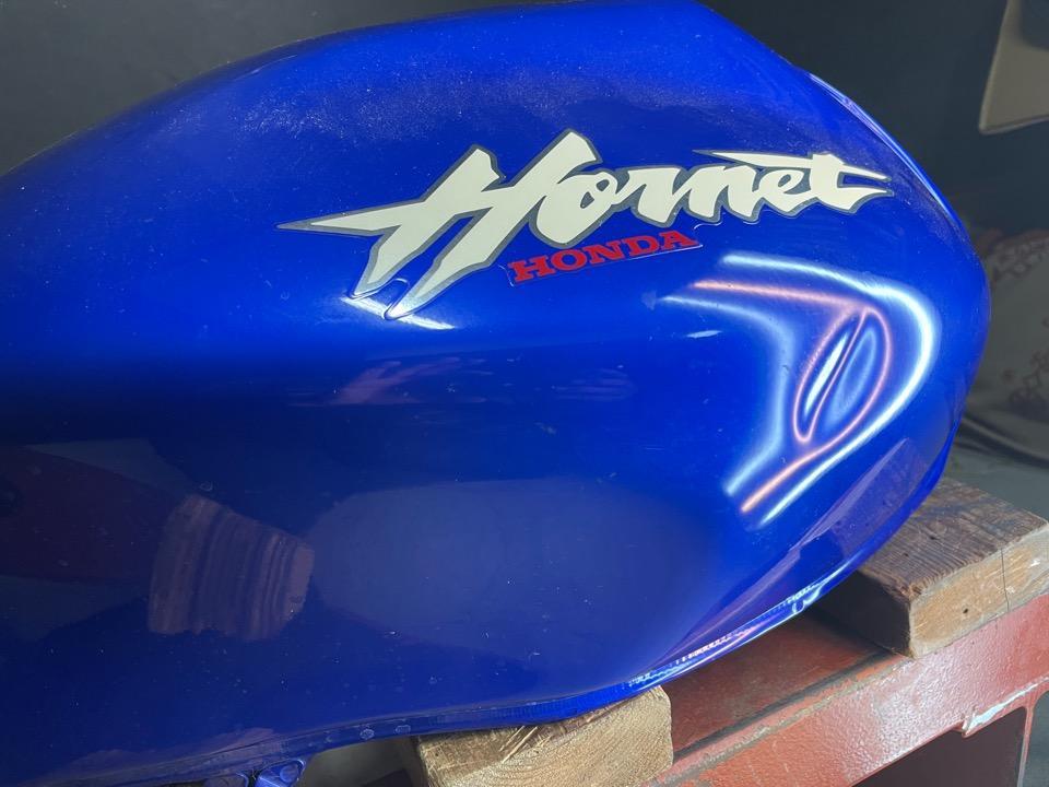 ホンダ ホーネット 前期タンク 青