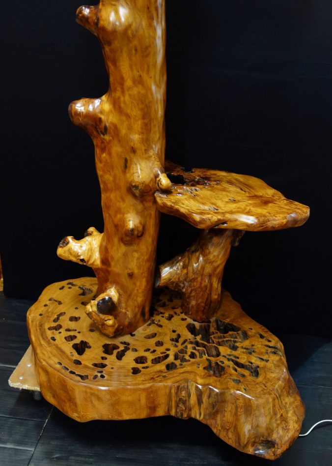 屋久杉 頂上木 照明 004｜昭和51年創業屋久杉の美秋工芸|屋久杉製造販売