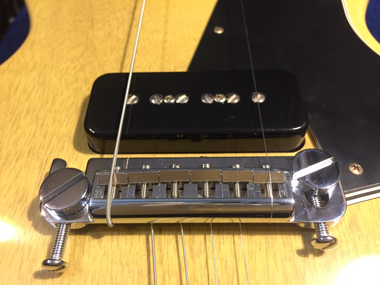 custom wrap around bridgeの取り付け方法【レスポールスペシャルの