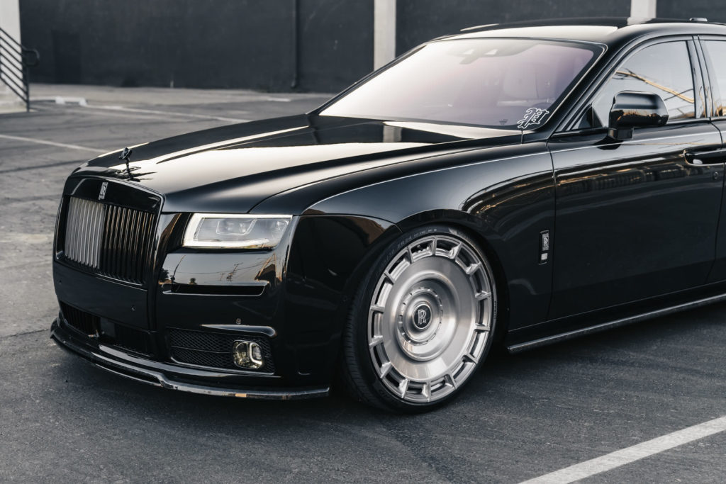 1/18 ロールスロイスゴーストカスタム 1/18ロールスロイス ゴースト