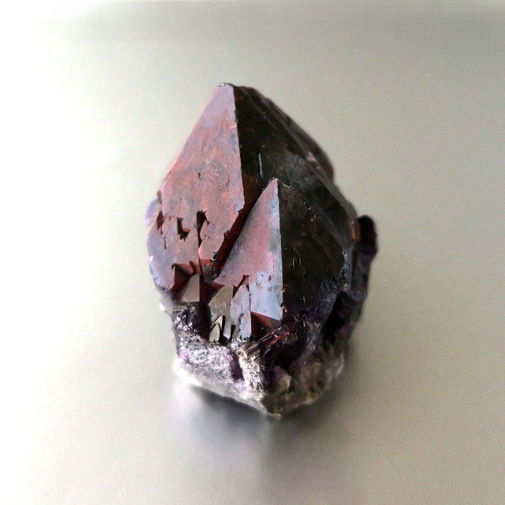 レッドファントム アメジスト｜原石・鉱物・天然石｜コレクション 置物