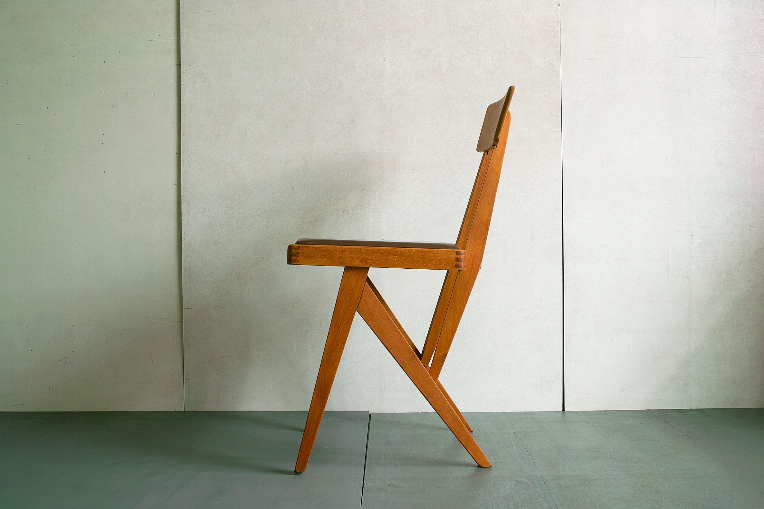 No.7496/7497「ヴィンテージデルタチェア：マルニ木工」SOLD | ボルト