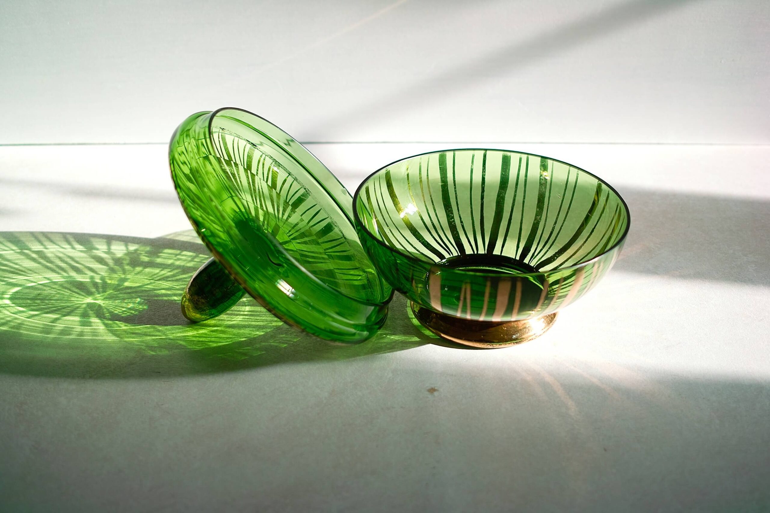 骨董 時代ガラス ライムグリーン ボンボニエール 菓子器 キャニスター