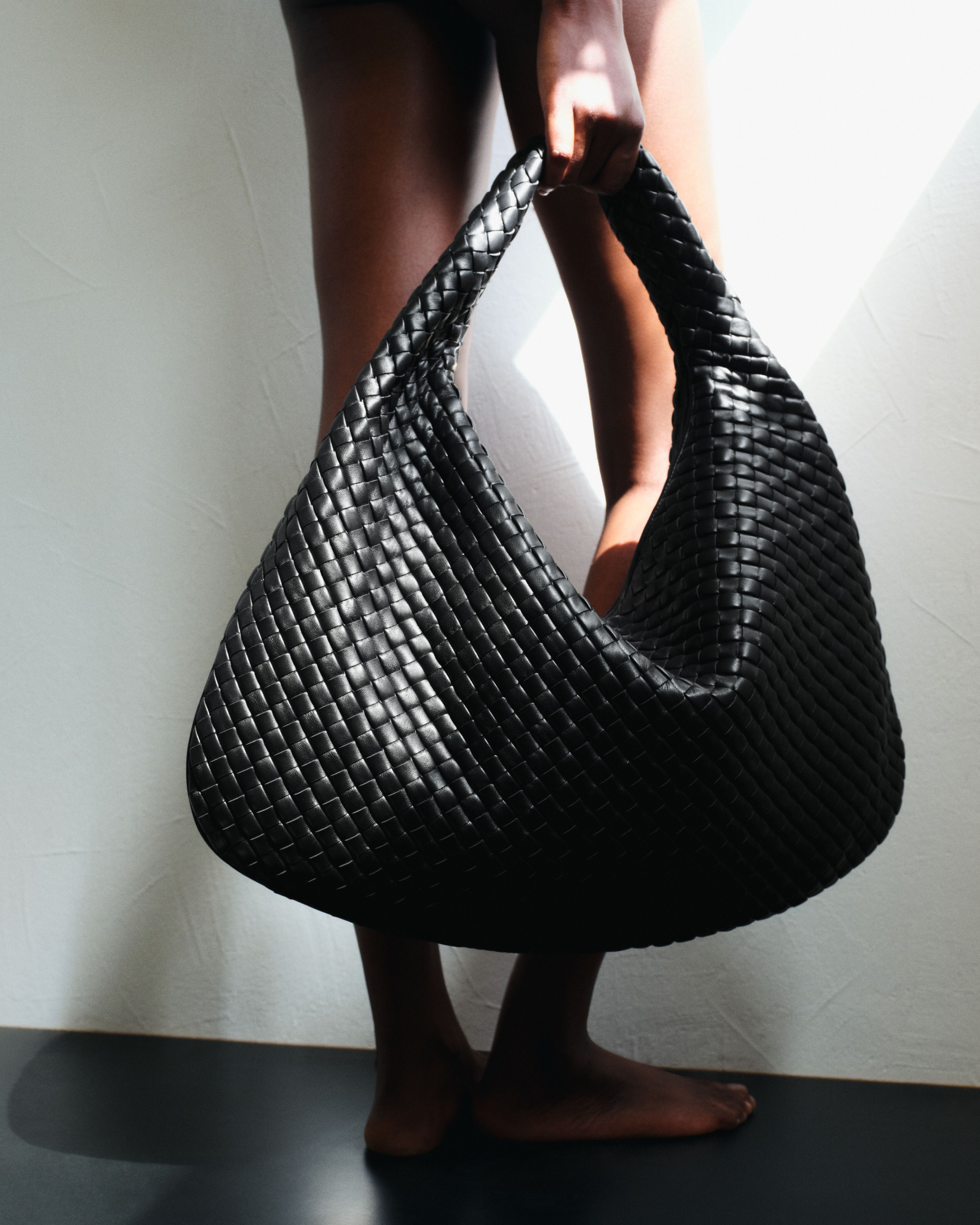 IPhone 15 Pro Max Case in Parakeet | Bottega Veneta US