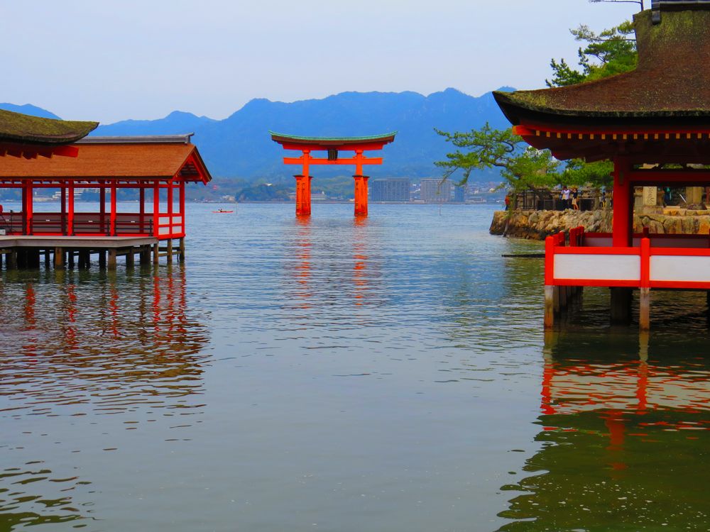 世界遺産・厳島神社で神秘の池を訪ねよう | 高速バス・夜行バスの予約
