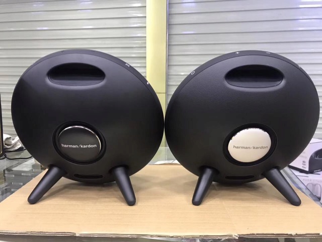 harman/kardon、第四世代の円盤Bluetoothスピーカー『Onyx Studio 4