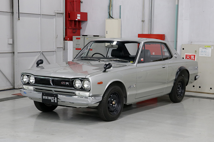 EIDOLON 1/43]NISSAN SKYLINE 2000 GT-R (KPGC10) 1971 - Make Up 情報