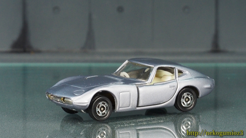 トミカ黒箱89 トヨタ コロナ 2000GT シルバー トミカ黒箱89 トヨタ
