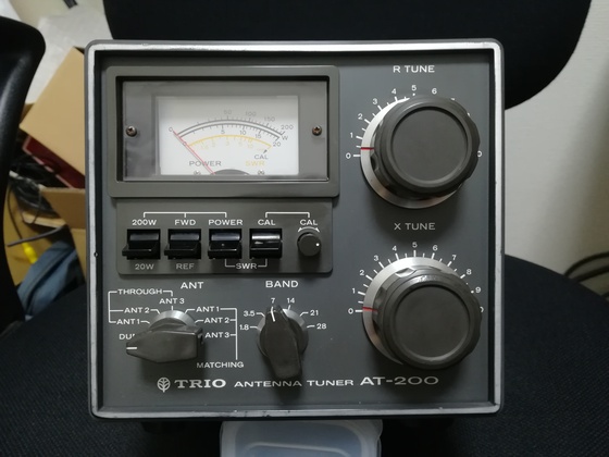 □TRIO AT-200 アンテナチューナー 無線機 アマチュア無線 トリオ