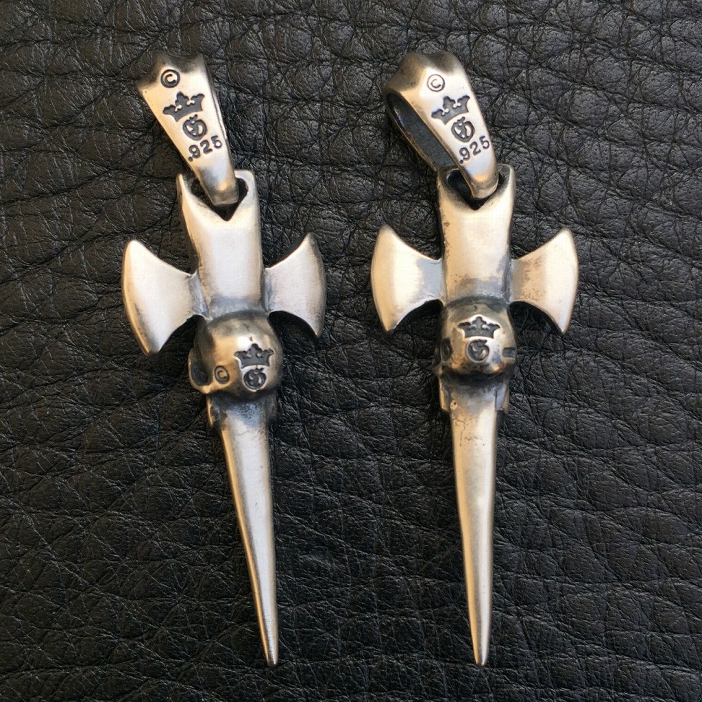 ガボラトリーのペンダント, クォーター サイズ シングル スカル ダガー