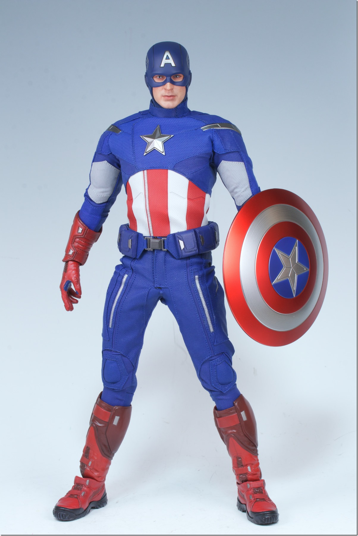 HotToys キャプテンアメリカ ステルススーツ エンドゲーム版 コミコン