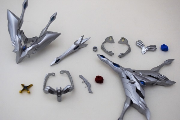 S.H.Figuarts ウルティメイトイージス/ウルトラマンゼロアーマー