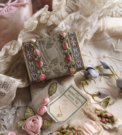 ロココリボン飾りのプチボックスとレースセット | Ô BEL INVENTAIRE