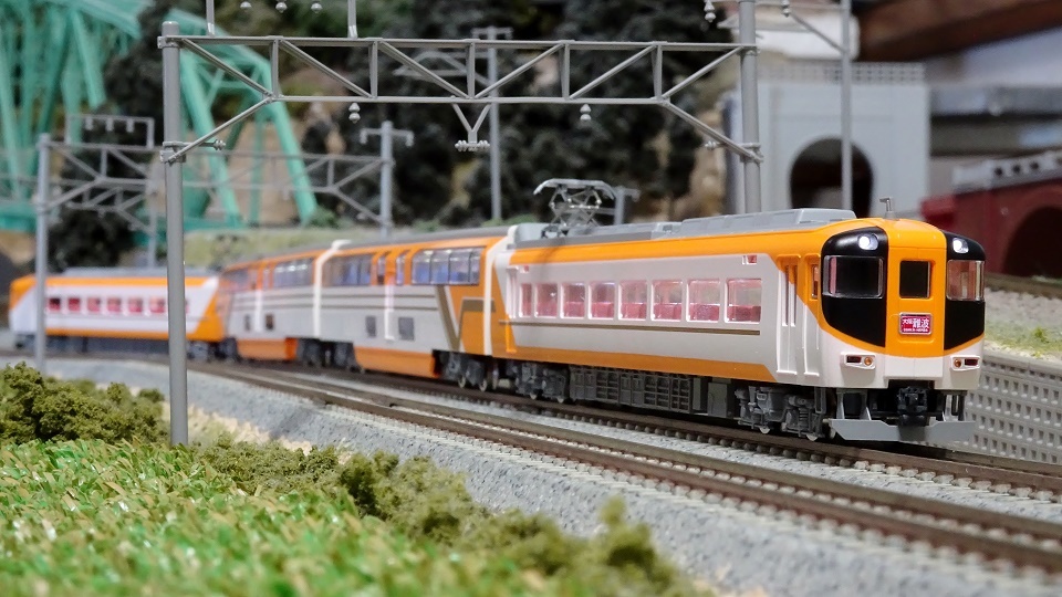 近鉄Nゲージ ビスタカー 新塗装 鉄道模型 Nゲージ 近鉄30000系ビスタEX