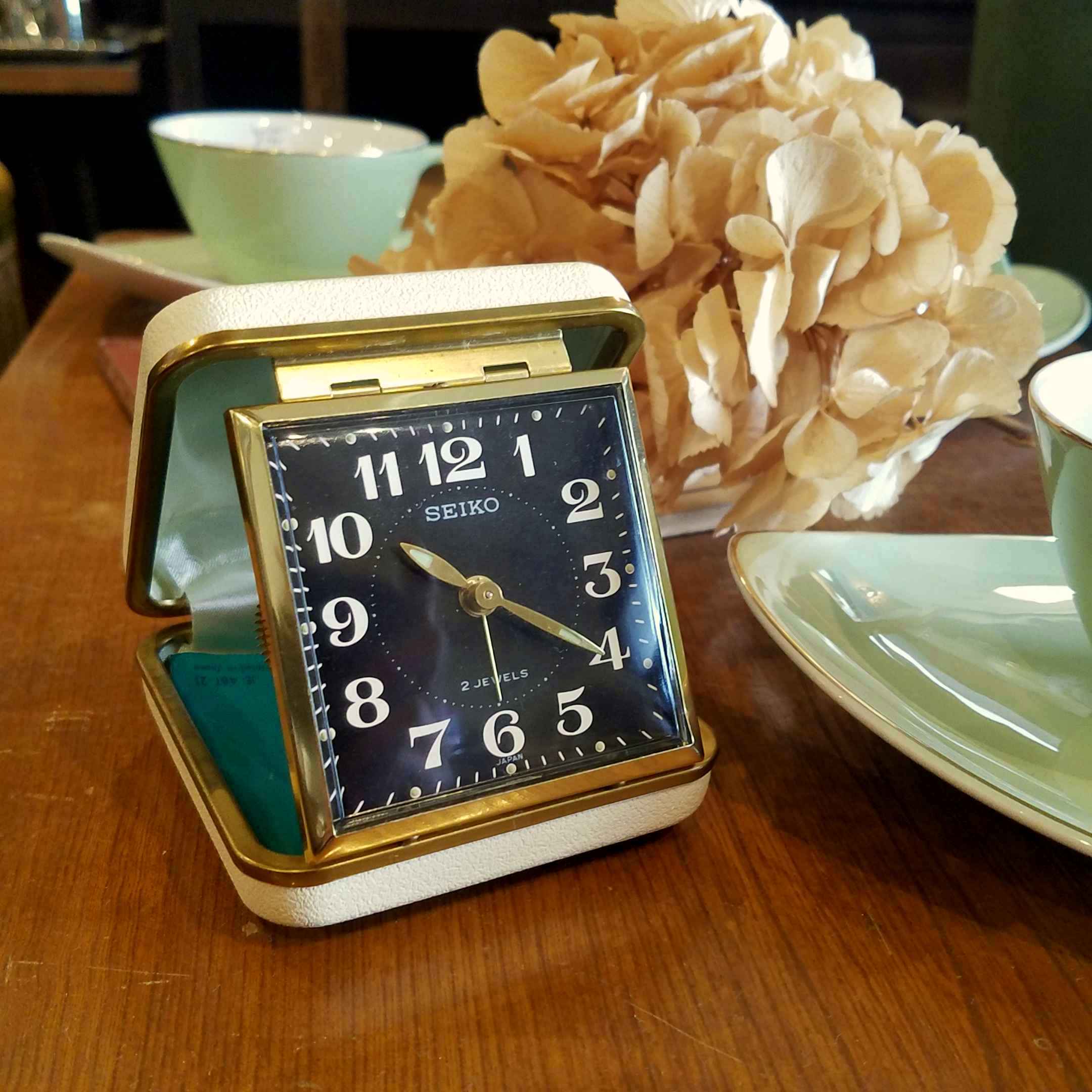 SEIKOSHA アラームクロック クリーム色アンティーク
