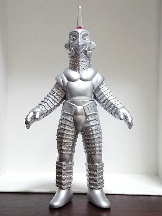 ウルトラマンZの新作ソフビをフラゲ！（ウインダム） - 大怪獣バトル