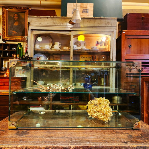 レトロ＆和アンティーク 金具留めの卓上ガラスショーケース - [Sold