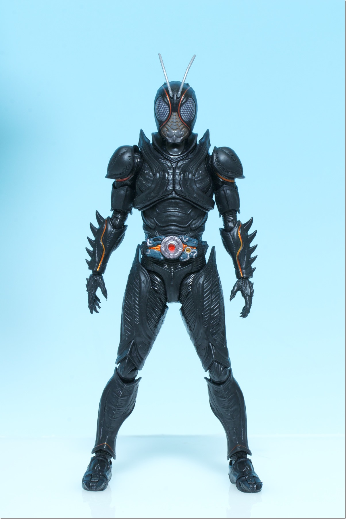 S.H.Figuarts 仮面ライダーBLACK SUN 【Amazon限定版】 ミニレビュー